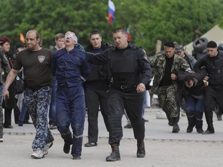 Пленных карателей проведут по Донецку в День независимости Украины