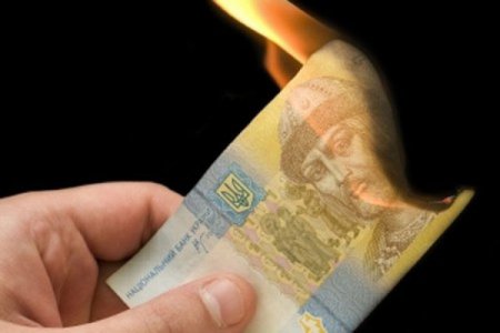 Яценюк добьет экономику Украины к новому году. Свидетельства коллапса