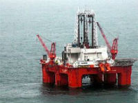 Роснефть и НОВАТЭК запросили из ФНБ 80-150 млрд руб каждая