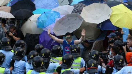 Майдаунам в Гонконге власти предъявили ультиматум