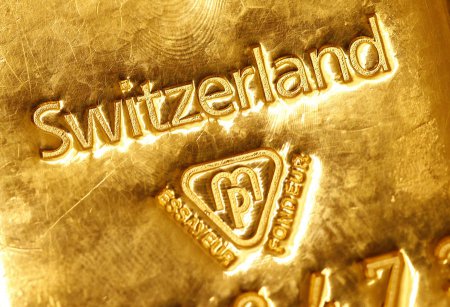 Европейские страны вывозят золотовалютные резервы из США