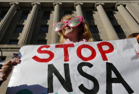 Американские правозащитники требуют от правительства США признать интернет-слежку АНБ незаконной