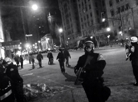 Полиция Канады применила слезоточивый газ и резиновые пули при разгоне студенческой демонстрации