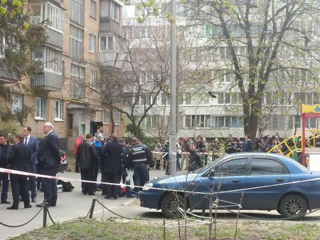 В Киеве застрелили журналиста Олеся Бузину