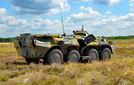 Белоруссия стягивает войска к украинской границе