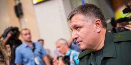 Аваков объявил о подготовке спецподразделениий для возвращения Крыма