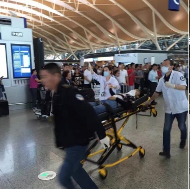 СРОЧНО: Взрыв прогремел в международном аэропорту Шанхая (+ФОТО)
