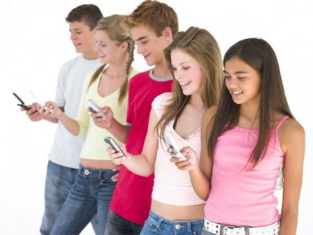 Доступ к Tinder станет недоступным для несовершеннолетних пользователей