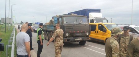 В Житомире ветераны АТО перекрывали трассу