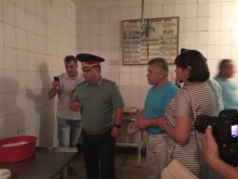 Полторак проверил качество питания военных на Одесщине (фото)