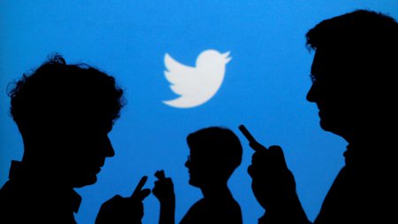 Twitter тайно цензурировал оскорбительные комментарии в адрес Обамы