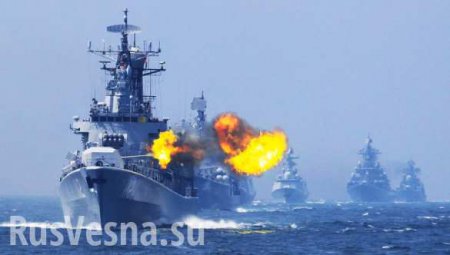 Корабли ВМФ России проводят маневры в Черном и Каспийском морях