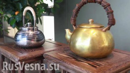 Англичанин потратил 11 часов на приготовление чая в «умном» чайнике (ФОТО, ВИДЕО)