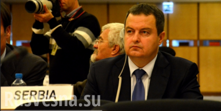 На нас давят из-за отказа вводить санкции, но запугивание больше не действует, — МИД Сербии