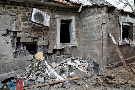 Последствия ночных обстрелов: повреждены минимум 13 домов в Куйбышевском ра ...