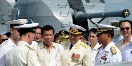 Президент Филиппин попросил Россию стать союзником и защитником