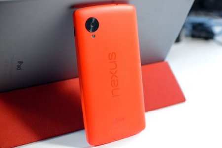 Красный LG Google Nexus 5 может поддерживать LTE и продаётся лишь за 10 тыс ...