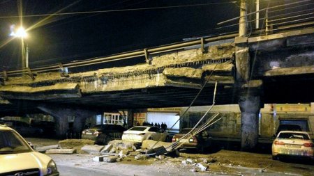 Мост в никуда: почему разрушаются киевские дороги и коммуникации