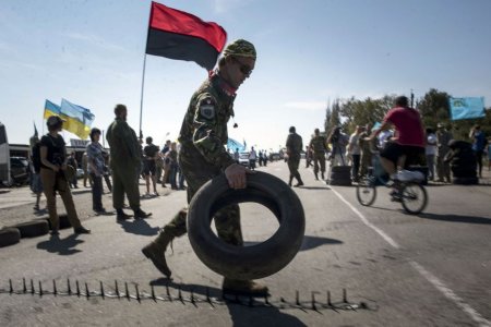 «Украинский прорыв»: кто и зачем едет в Крым