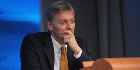 Песков прокомментировал инициативу Милонова о регистрации в соцсетях по пас ...