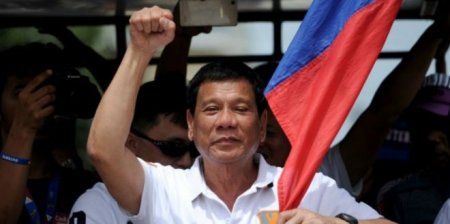 Президент Филиппин выступил за сближение с "щедрыми" русскими