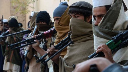 В Афганистане боевики Талибана напали на пассажирский автобус и расстреляли 7 человек