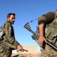 США отправили сирийским курдам 112 грузовиков с оружием и боеприпасами