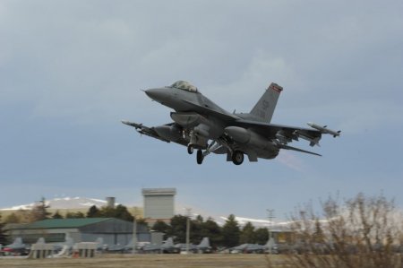 ВВС Турции нанесли удар по позициям РПК