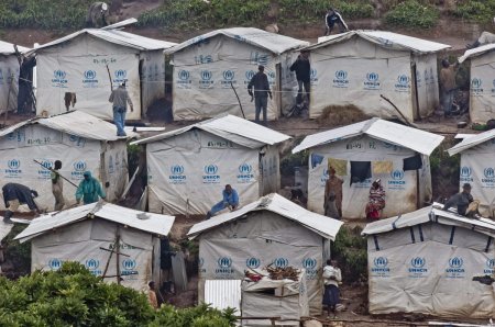 Число беженцев в Конго удвоилось за последние полгода-ООН