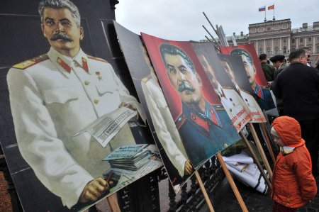 «Миллионы вздохнут полной грудью». Кадыров призвал передать Грузии прах Сталина