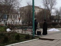Пять человек погибли в результате атаки террориста возле православного храм ...
