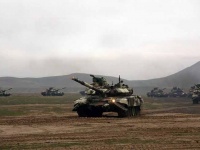Азербайджанская армия приведена в состояние повышенной боеготовности