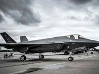 США передали Южной Корее первый истребитель пятого поколения F-35
