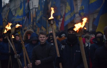 Во Львове радикалы провели антипольское шествие