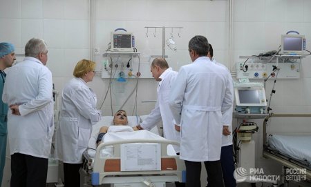 Путин назвал причины трагедии в Кемерово и встретился с пострадавшими