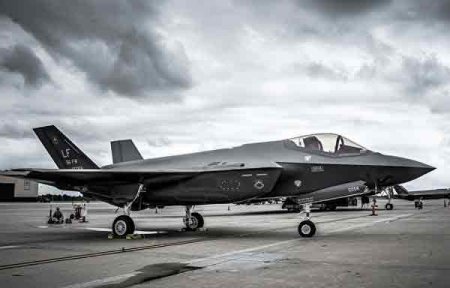 США передали Южной Корее первый истребитель пятого поколения F-35