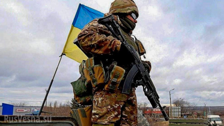 Военные ВСУ с оружием дезертировали из части на Донбассе