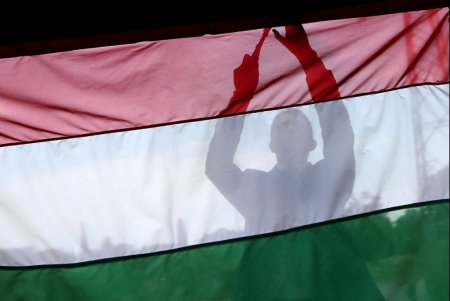 Облом от Венгрии: Комиссия Украина-НАТО вновь заблокирована