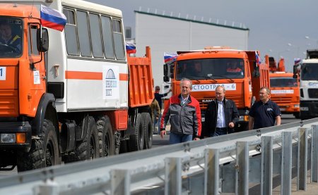 Открытие автодорожной части Крымского моста