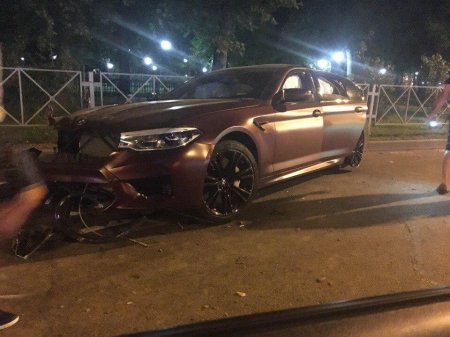 Фёдор Смолов попал в аварию на автомобиле BMW стоимостью 9 млн. рублей