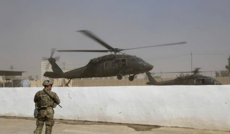 Крушение военного вертолета США: один погиб, трое ранены