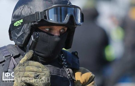 Мегазрада: Академию СБУ украсили огромным «патрiотичним» портретом бойца ФСБ