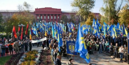 В Киеве начался марш УПА