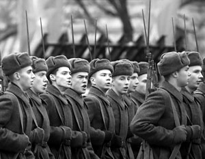 На Красной площади началась реконструкция военного парада 1941 года
