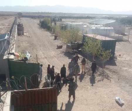 Талибы захватили часть столицы афганской провинции Фарах. Тяжелые бои идут сразу в нескольких уездах