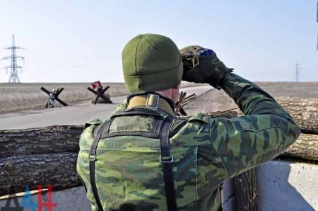На Донбассе растет интенсивность обстрелов. Киев снова перебрасывает к линии фронта националистов