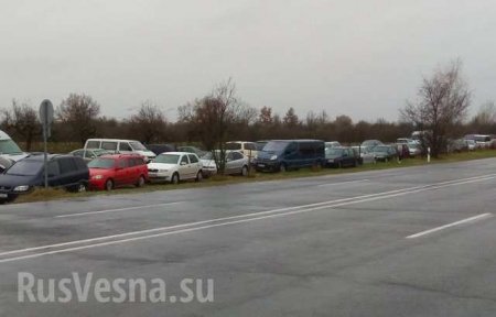 Кладбище «евроблях»: украинцы массово бросают машины в Словакии (ФОТО, ВИДЕО)