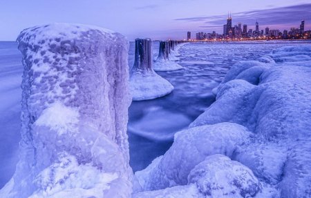 «HAARP промазал?»: Климатическое оружие США превратило Чикаго в ледяной «Диснейленд» для экстремалов