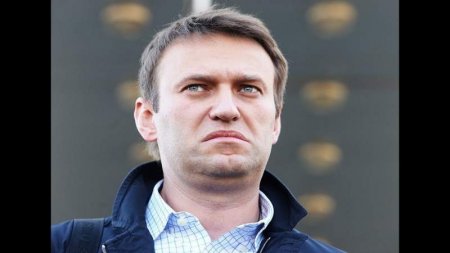 Что и следовало ожидать: питерское турне Навального закончилось полным провалом
