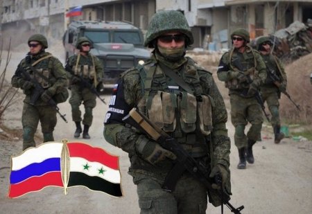 Российские военные патрулируют пригород Дамаска